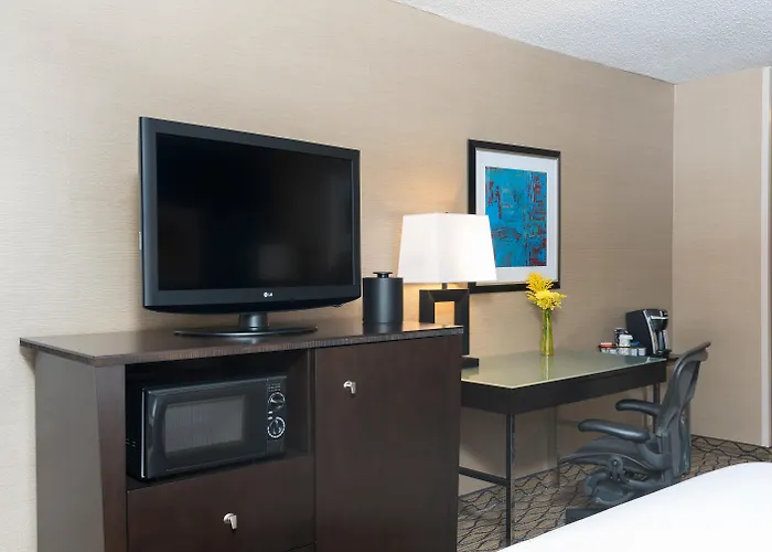 Chicago - Elk Grove, An Ihg 3*
