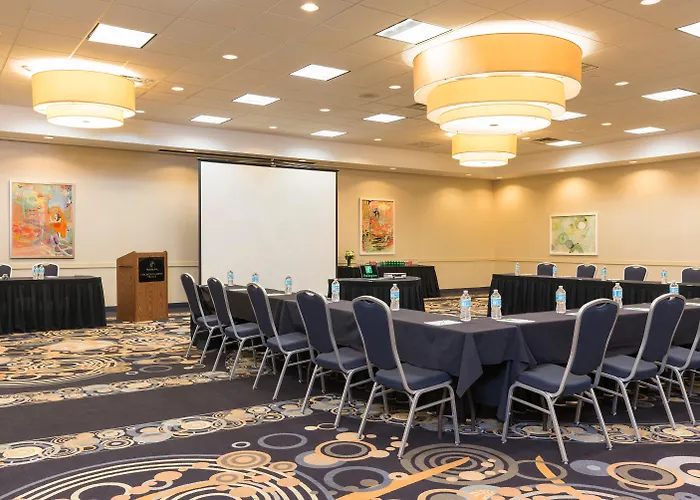 Hotel Chicago - Elk Grove, An Ihg