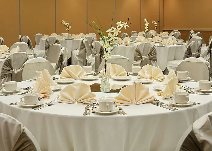 Chicago - Elk Grove, An Ihg 3*