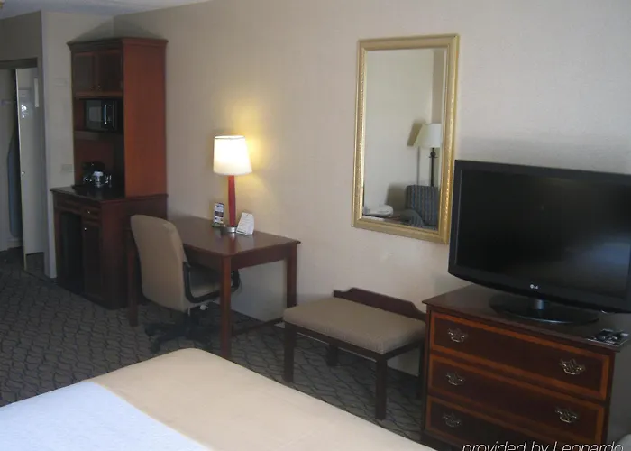 Chicago - Elk Grove, An Ihg Hotel 3*