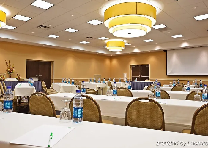 Hotel Chicago - Elk Grove, An Ihg Elk Grove Village