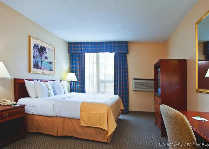 Chicago - Elk Grove, An Ihg 3* Elk Grove Village